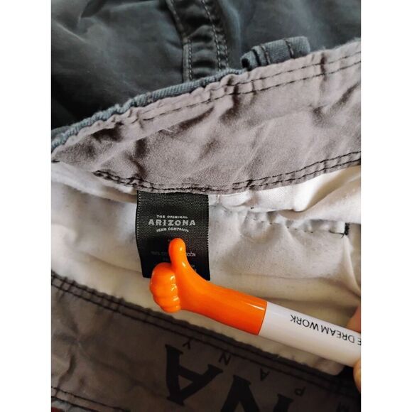 Arizona Jean Co Cargo Shorts - Size: 30 waist   (1167) - Picture 2 of 6